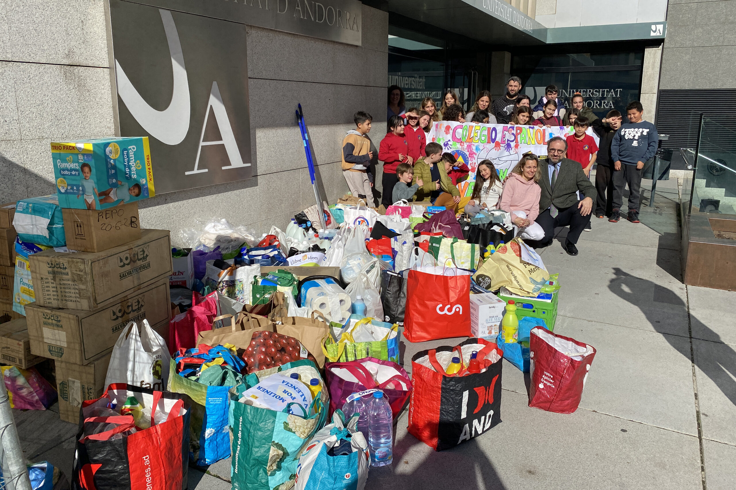 L’UdA, el Maria Moliner i l’Escola Andorrana d’Escaldes uneixen forces pels afectats de la Dana a València