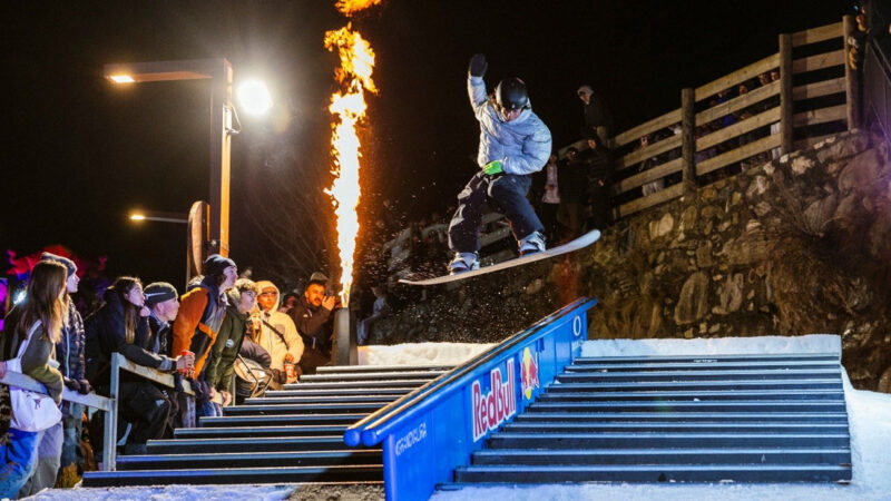 El Tarter vibra amb els trucs nocturns del Red Bull Night Rider