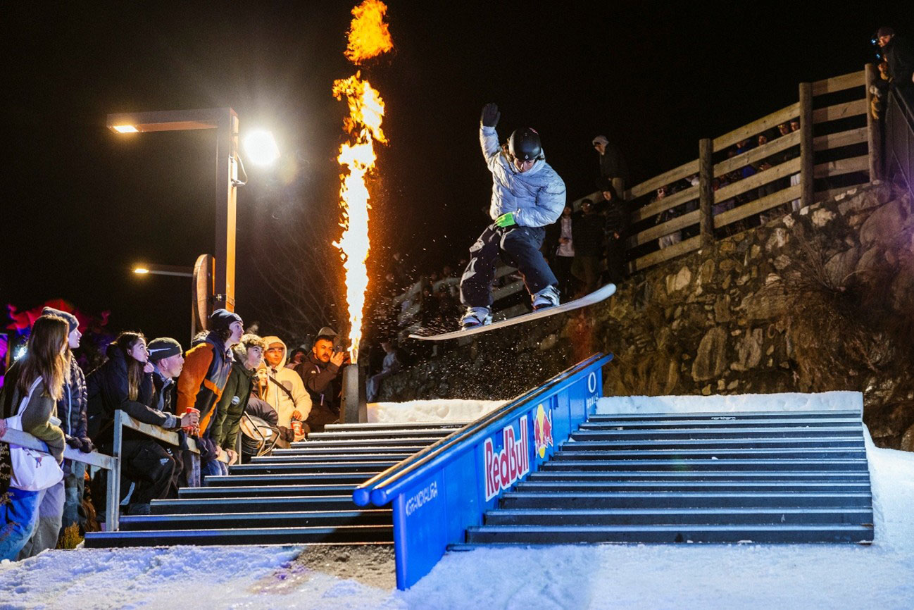 El Tarter vibra amb els trucs nocturns del Red Bull Night Rider