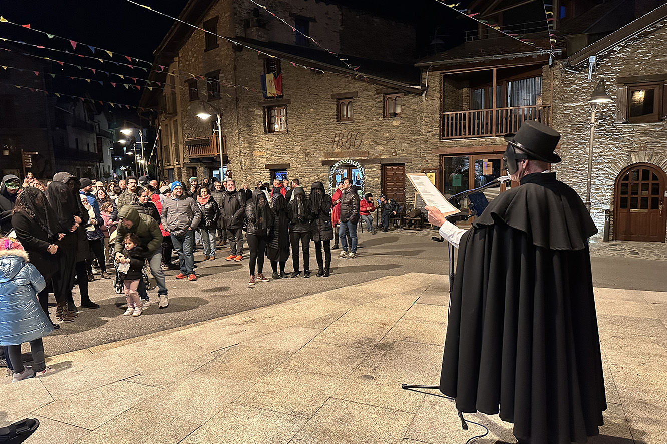 Ordino crema el Carnestoltes… i els seus polítics!